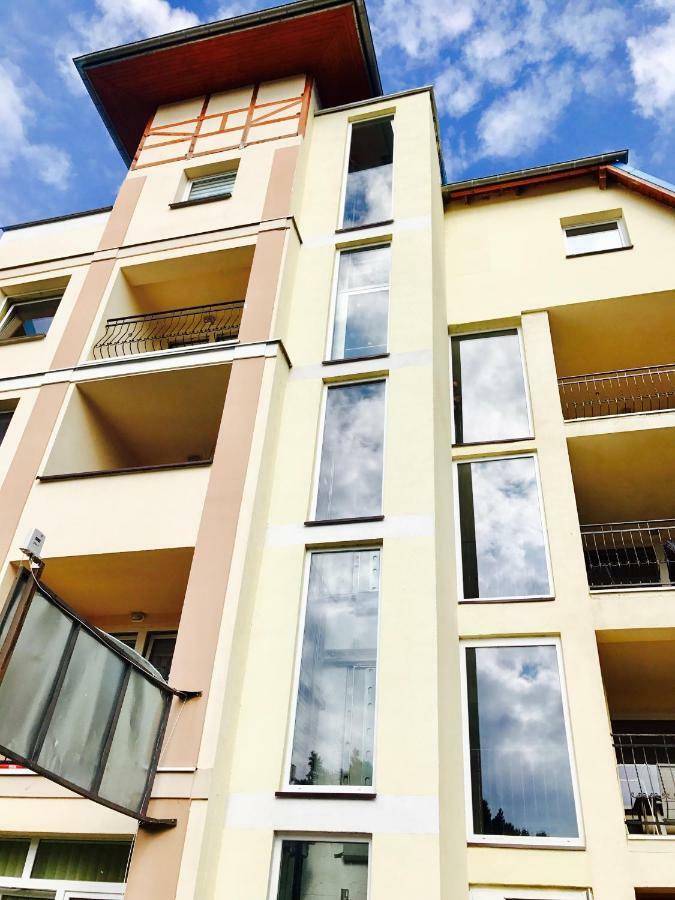 Apartamenty Platinum Lukecin Exterior photo